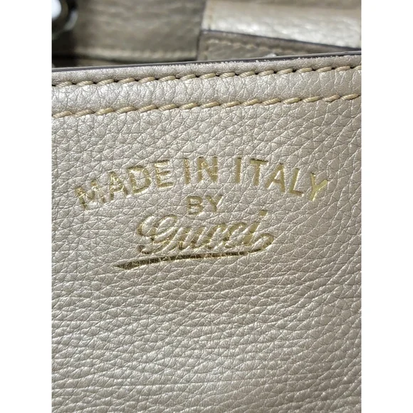 GUCCIMetallic Pebbled Calfskin Medium Bamboo Shopper Tote Golden Beige - Picture 6 of 14